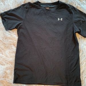 Black Under Armour Athletic Tee Large